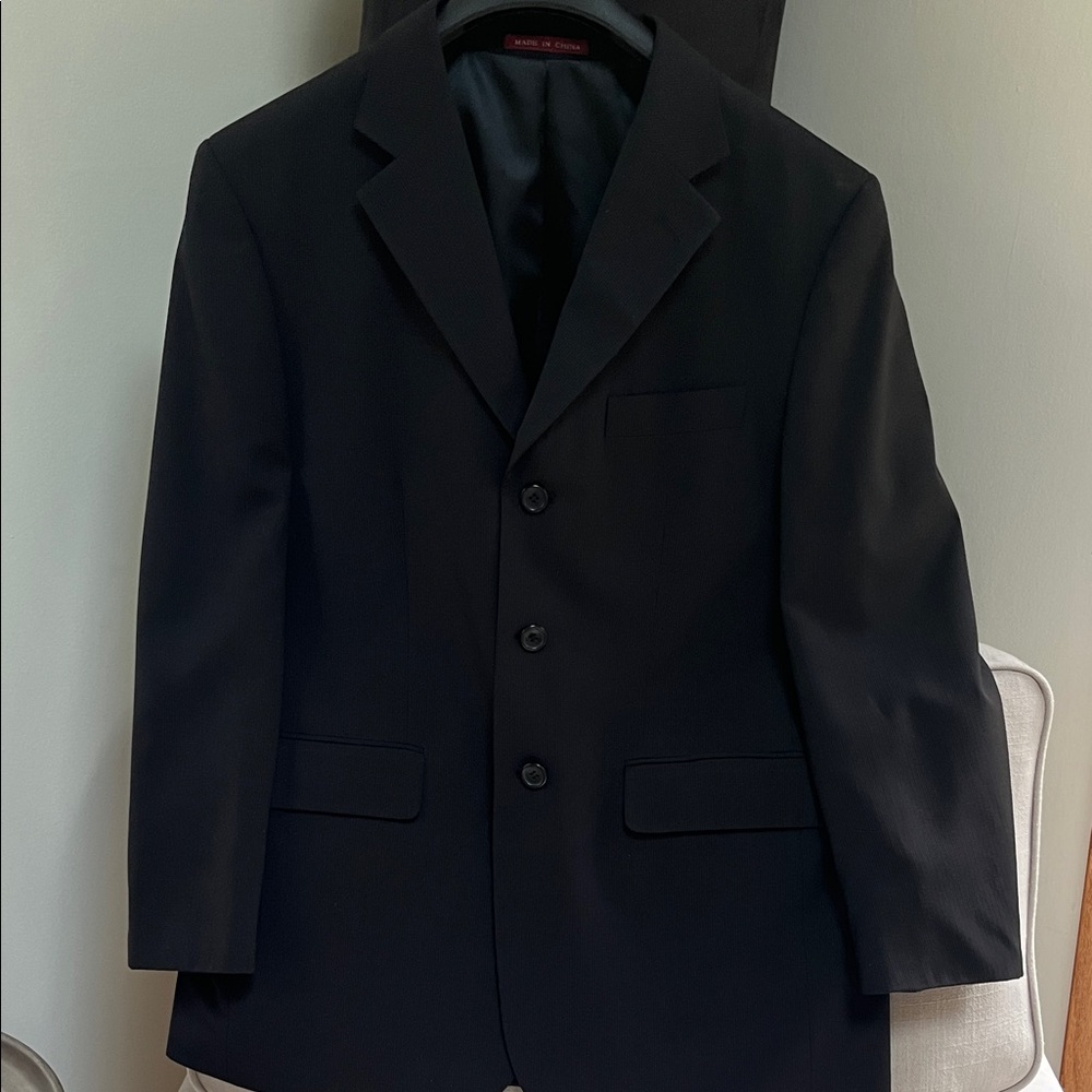 Elegant Black Men's Blazer From Wall Street Collection Size 40R - Picture 4 of 9
